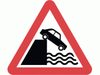 Quayside or river bank ahead - DOT 555