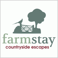Farmstay Countryside Escapes Sign